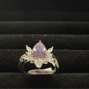 Bomb party - lab created Amethyst ice crystal